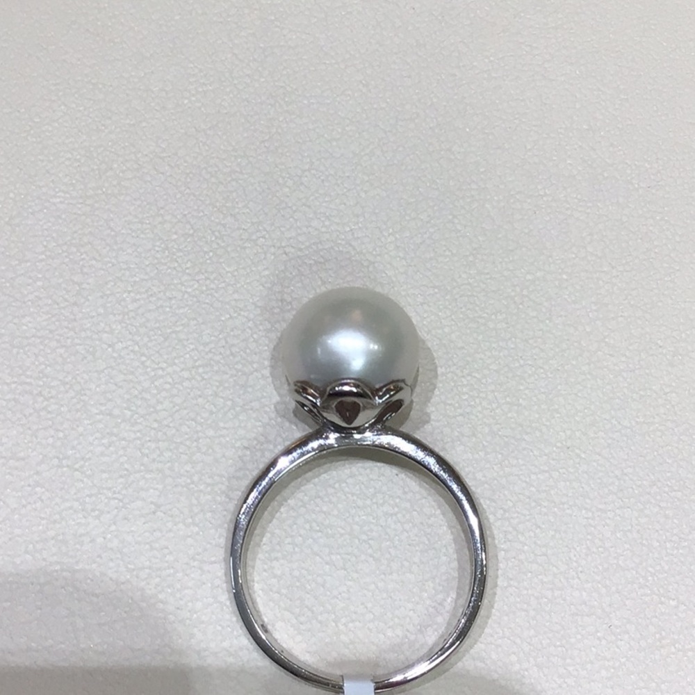Sterling Silver 12mm Pearl Ring - Picture 2 of 2